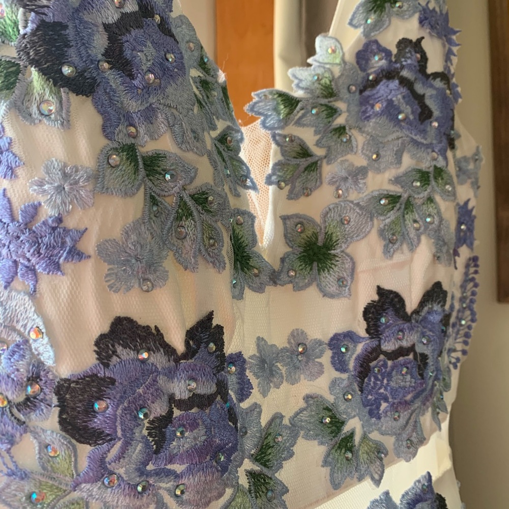 Prom/Pageant Gown - Picture 3 of 4